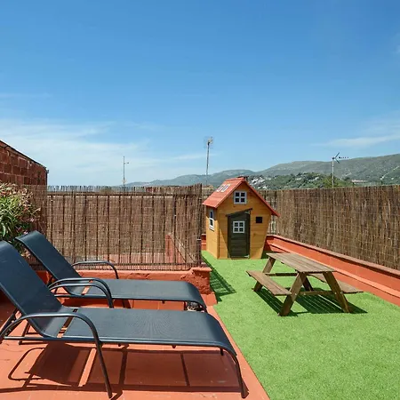 Beach, Restaurants And Views Apartment
